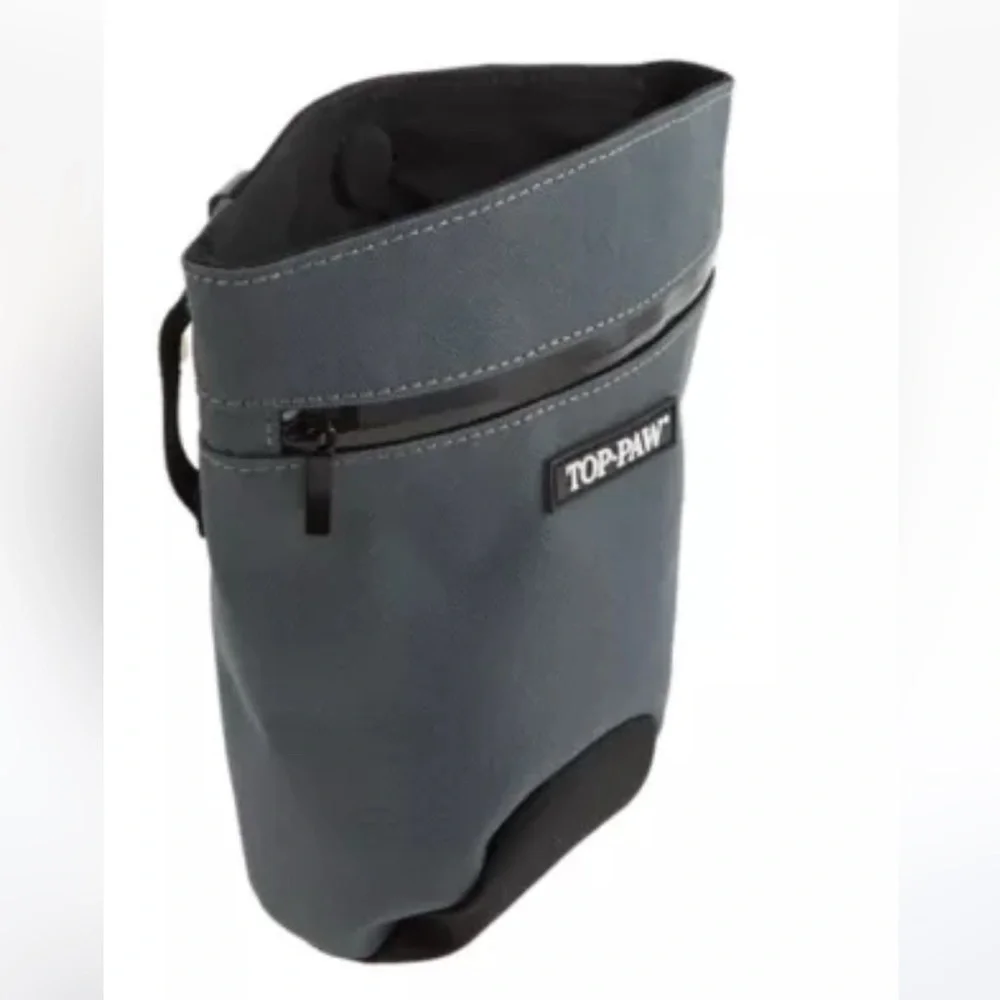NWOT Top Paw treat pouch
